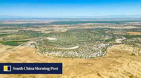 Great wall of Taklamakan: China surrounds its largest desert with giant green belt