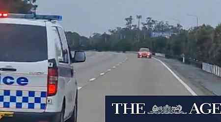 Man arrested after driving on wrong side of Queensland highway