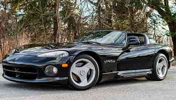 49k-Kilometer 1994 Dodge Viper RT/10