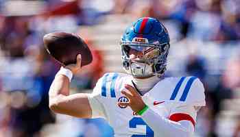 Video: Eli Manning Congratulates Jaxson Dart on Breaking His Ole Miss Passing Record