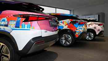 Three UK artists create artwork to wrap Omoda's E5 SUV