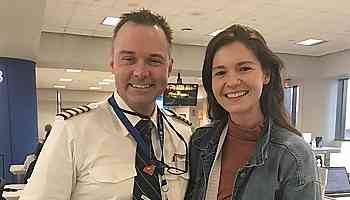 A pilot raced through the airport to surprise an old friend: the woman who saved his life