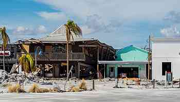 Beach-side restaurant announces indefinite closure after growing threat causes permanent damage: 'It's a kick in the gut'