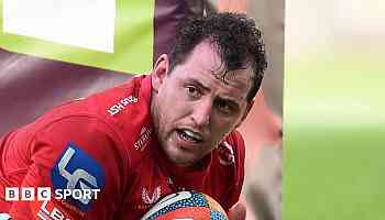 Elias to miss Scarlets derby against Dragons