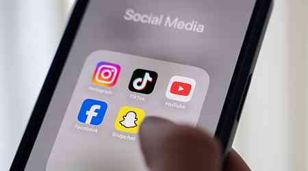 Australia Passes Law Banning Under-16s From Social Media