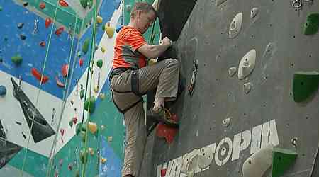 Combating Parkinson's with rock climbing