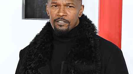  Jamie Foxx Gets Stitches After Being Hit With Glass at Dinner: Rep 