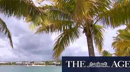 Two Australians feared poisoned by cocktail in Fiji