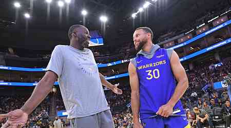 Warriors' Draymond Green: Steph Curry Viewed as 'Mythical Superhero' by NBA Players