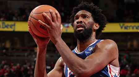 Embiid (sinus fracture) back in lineup for Sixers