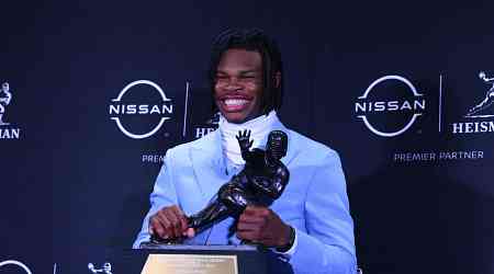 Video: Travis Hunter Shouts Out Lil Wayne in Heisman Speech with Rapper in Attendance