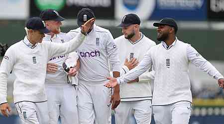 England thump New Zealand by 323 runs to win second Test; take series