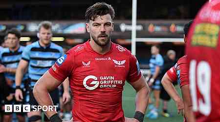 Scarlets centre Williams hopes for Wales recall