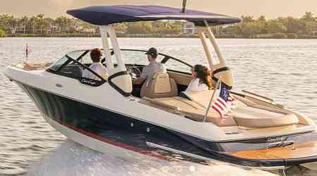 This New 25-Foot Wake-Surf Boat Blends Elegant Design With a Killer Swell