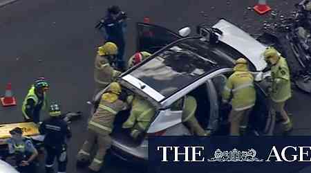 Multiple people injured in Perth crash