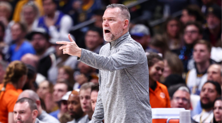  Nuggets coach Michael Malone blasts Kings for Mike Brown firing: 'No class, no balls' 