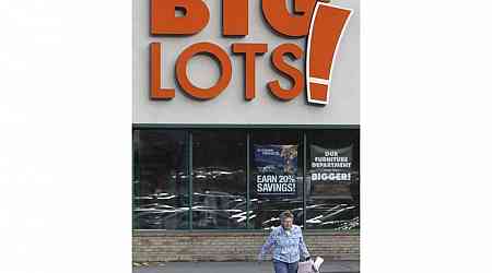 Big Lots reaches deal to keep hundreds of US stores open