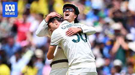 Boxing Day Test live: Australia hunting wickets to cement advantage over India on day three at the MCG