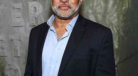  Geoffrey Owens Sparks Debate for Donating Nicki Minaj's $25K "Handout" 