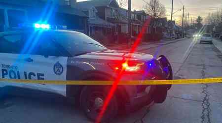 1 dead, 1 injured after shooting, stabbing in Toronto