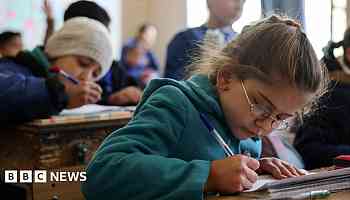 Syria: New government's school curriculum changes spark concern