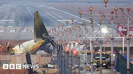 Why was there a wall near runway at S Korea plane crash airport?