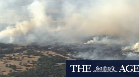 Wooroloo bushfire downgraded but still a possible threat to lives and homes