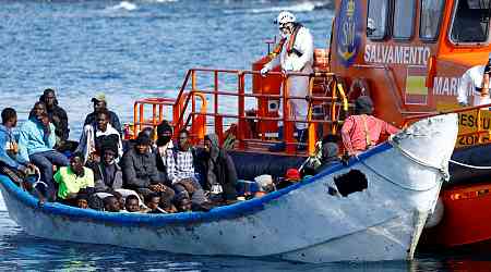 Record number of migrants, refugees reached Canary Islands by sea in 2024