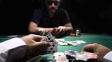 Poker Players Are Cheating With Tiny Hidden Cameras