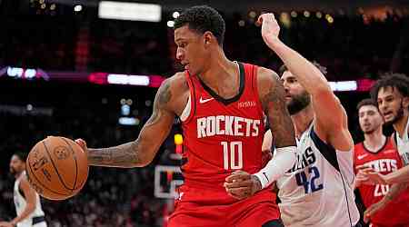 Rockets' Smith out 4-8 weeks with fractured hand