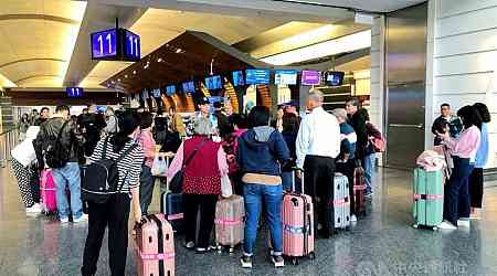 Taoyuan Airport bans riding on scootcases