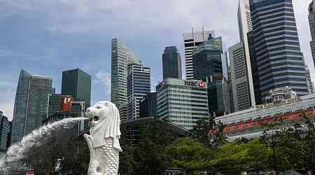 Singapore economy grows 4%, beating forecasts