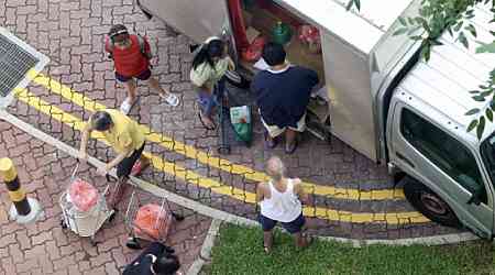 Safe or not? Mobile vendors spotted selling eggs from trucks at HDB carparks