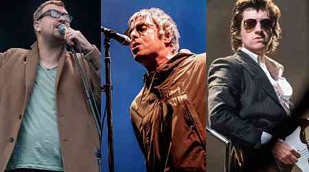 Reverend & The Makers share classic footage of Oasis cover with Arctic Monkeys and Milburn