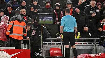 Premier League issue statement over Michael Oliver penalty U-turn in Liverpool vs Man Utd