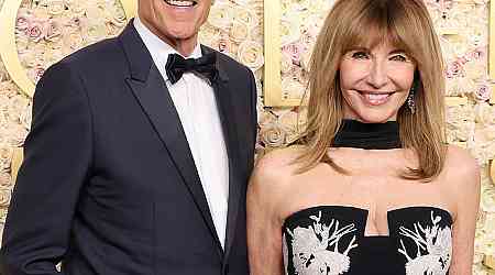  Golden Globes: Ted Danson and Carol Burnett Fangirl Over Each Other 