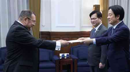 New Guatemala ambassador presents credentials to President Lai