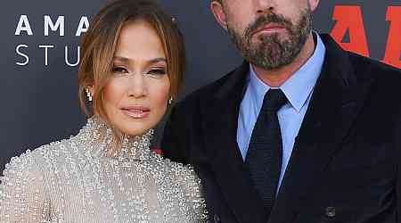  Jennifer Lopez and Ben Affleck Settle Divorce After 4 Months 