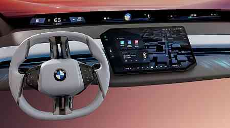 BMW Unveils Panoramic iDrive at CES 2025