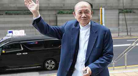 Ex-Hong Kong lawmaker Chim Pui-chung seeks leniency after fraud conviction