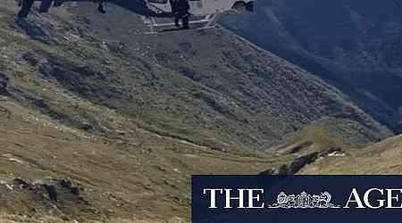 The stunning moment hikers found Hadi on a hillside in Kosciuszko