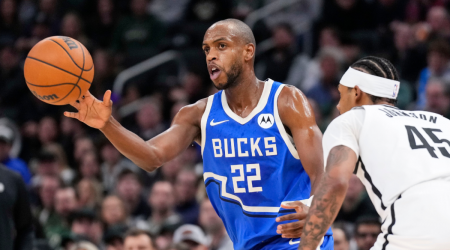  Doc Rivers explains why the Bucks are benching Khris Middleton despite his impressive numbers as a starter 