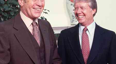  Gerald Ford Tells Jimmy Carter "Welcome Home Old Friend" in Eulogy 