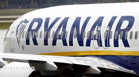 Ryanair sues 'unruly' passenger that diverted flight