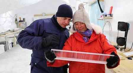 Breakthrough Antarctic ice extraction 'an enormous victory,' U of Manitoba researcher says