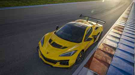 Chevrolet Announces Pricing & Packages For The New 1,064 HP 2025 Corvette ZR1