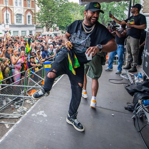 Shaggy performs at Notting Hill Carnival 2023