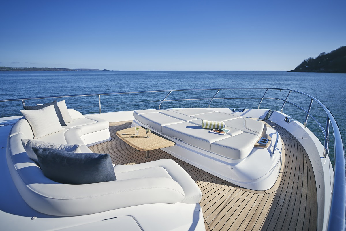 The Princess Yachts Y72 tames tempestuous seas with superyacht-level elegance
