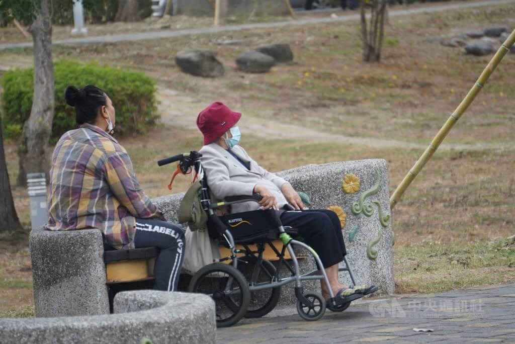 Rules on hiring foreign caregiver to be relaxed by October: official
