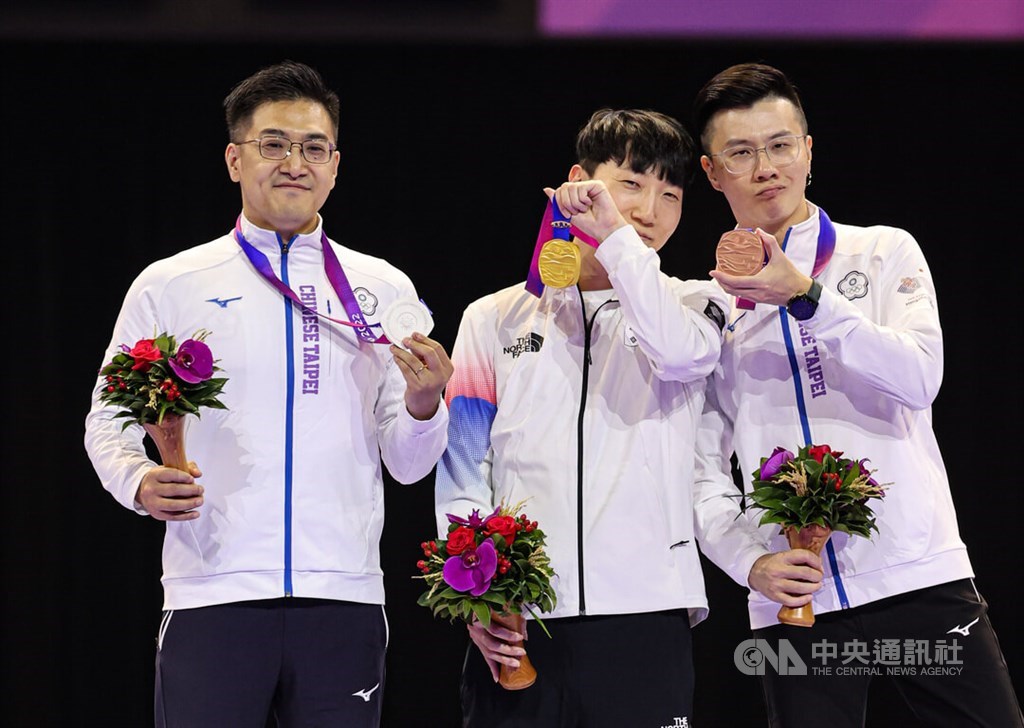 Taiwan's Hsiang Yu-lin wins esports silver medal at Asian Games